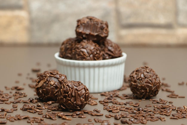 Delightful 6 Pieces Mix & Match Brigadeiro Box - A Sweet Surprise!